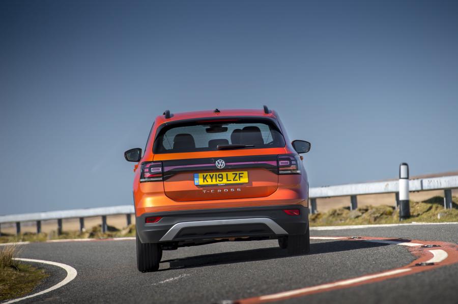  Volkswagen T-Cross SE 2019 года  (UK) (фото 5 из 34)